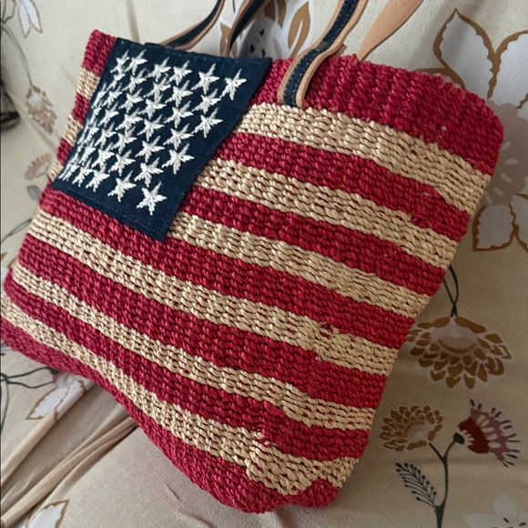 Amanda Smith Red and Tan Striped Tote - Picture 5 of 16